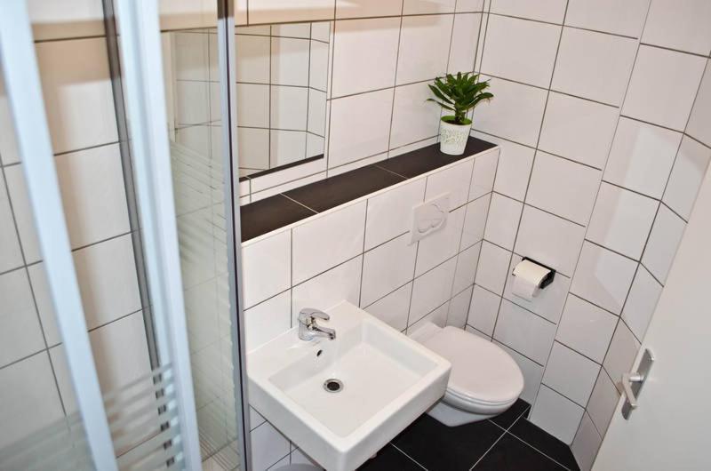Hostel Nanina Gröbenzell Pokoj fotografie