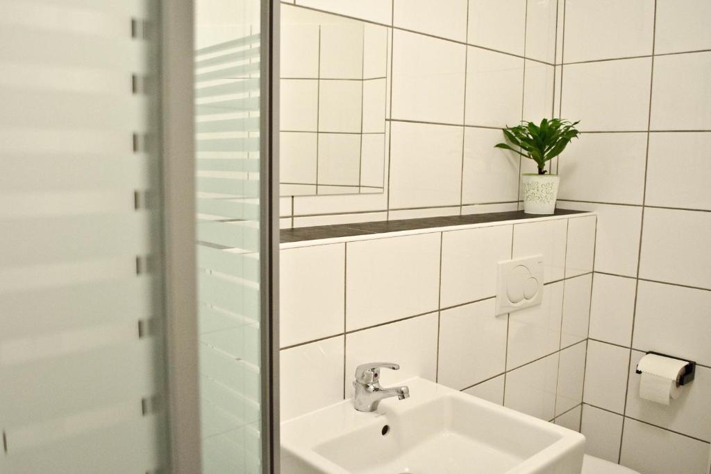 Hostel Nanina Gröbenzell Pokoj fotografie
