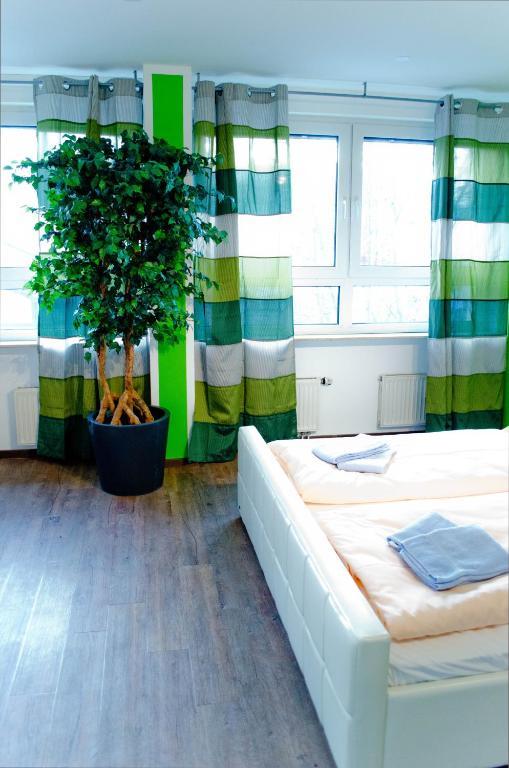 Hostel Nanina Gröbenzell Exteriér fotografie